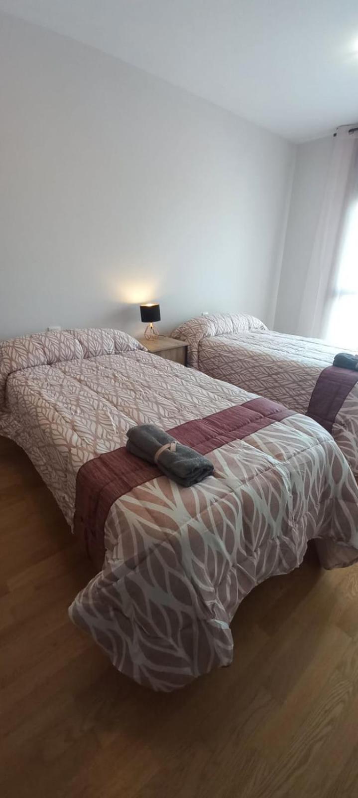 Apartamento Con 2 Dormitorios, Garaje Y Terraza Junto A Valladolid Kültér fotó