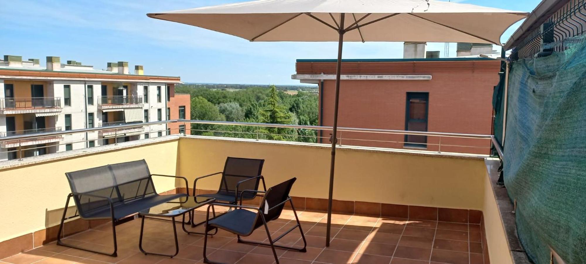 Apartamento Con 2 Dormitorios, Garaje Y Terraza Junto A Valladolid Kültér fotó